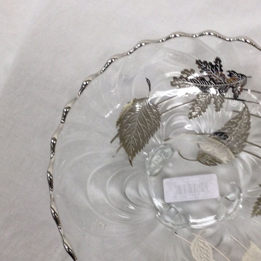 Wolferman's Silver Leaf Printed Glass