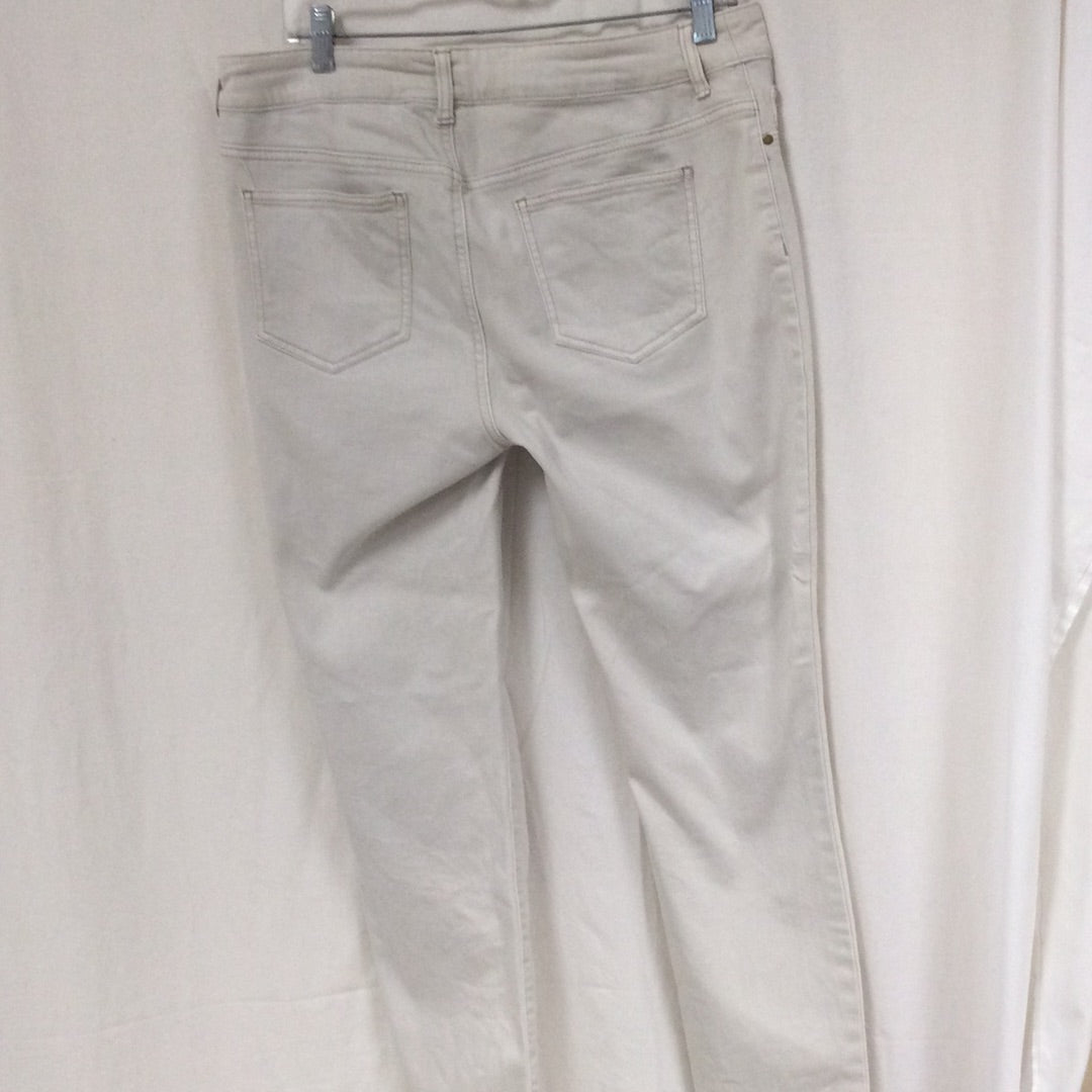 Chico Platinum  Women White Jeans