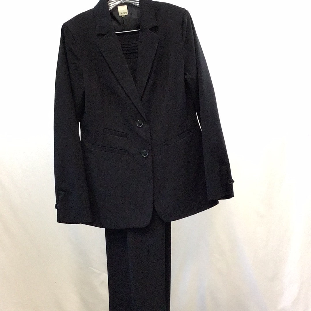 Ecru Women’s Suit Set - Size 8