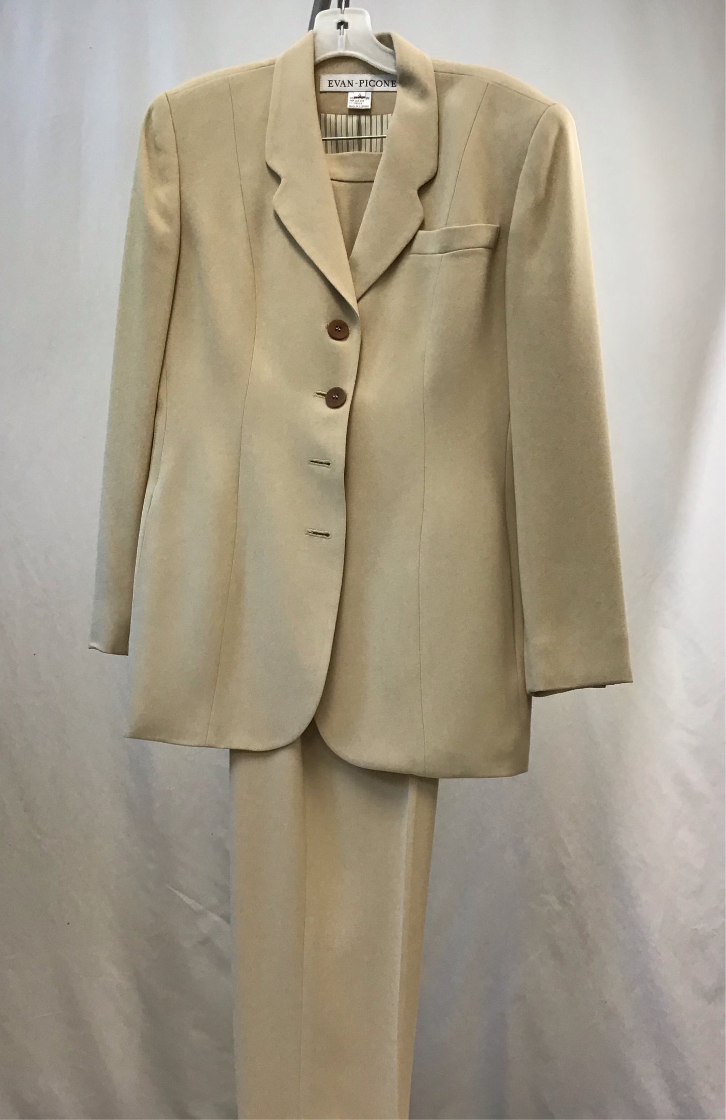 Evan Picone Beige Women's Dress Suit - Size 4